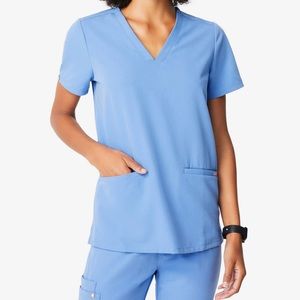 🌟 FIGS PO#1507 Women’s Ceil Blue Two Pocket Scrub Top - $32! 🌟